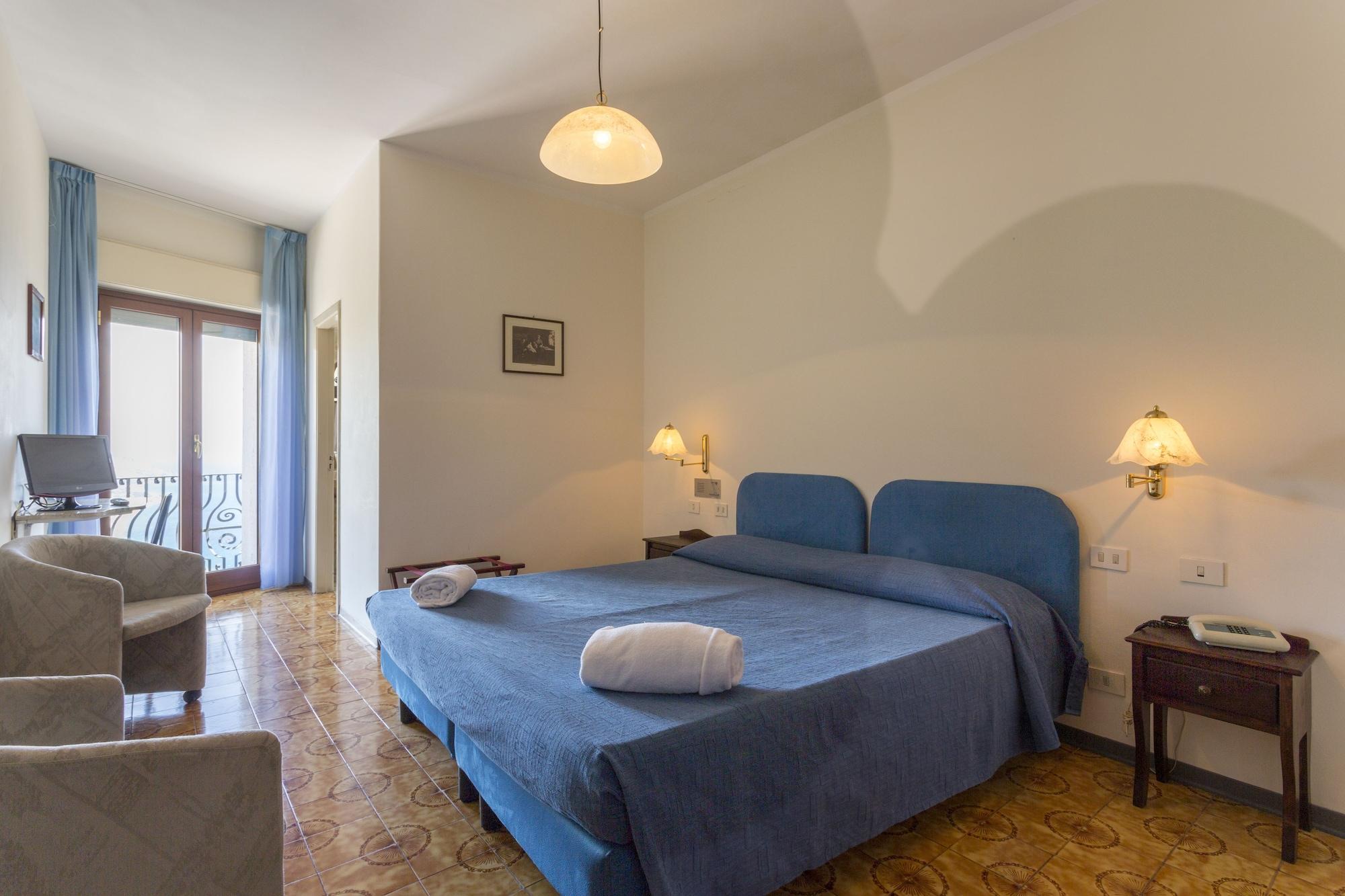Hotel Sole Castello (Adults Only) Taormina Ngoại thất bức ảnh
