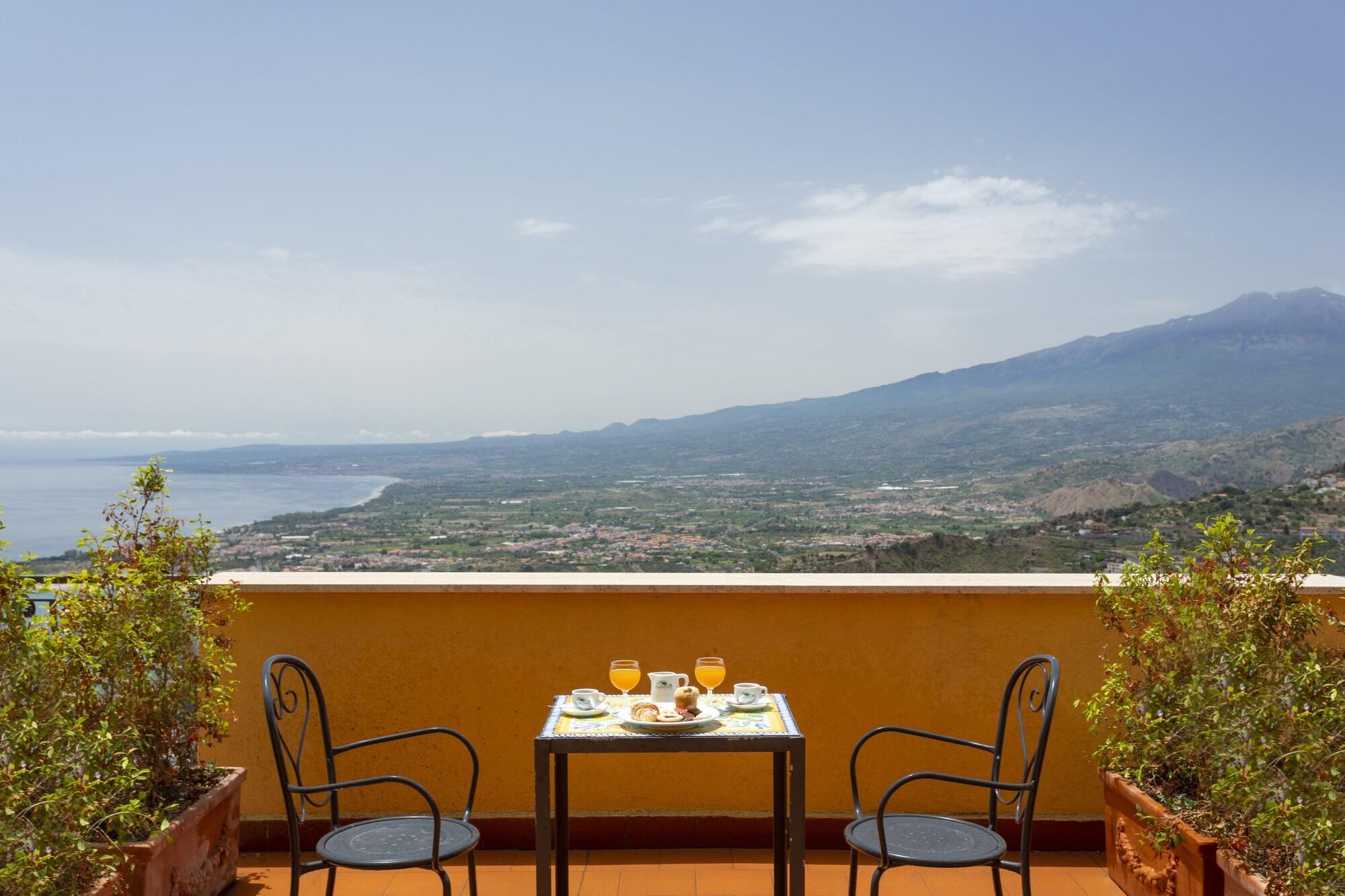 Hotel Sole Castello (Adults Only) Taormina Ngoại thất bức ảnh