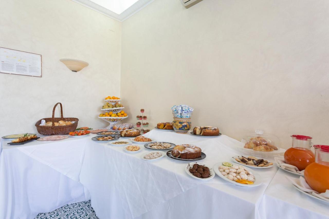 Hotel Sole Castello (Adults Only) Taormina Ngoại thất bức ảnh