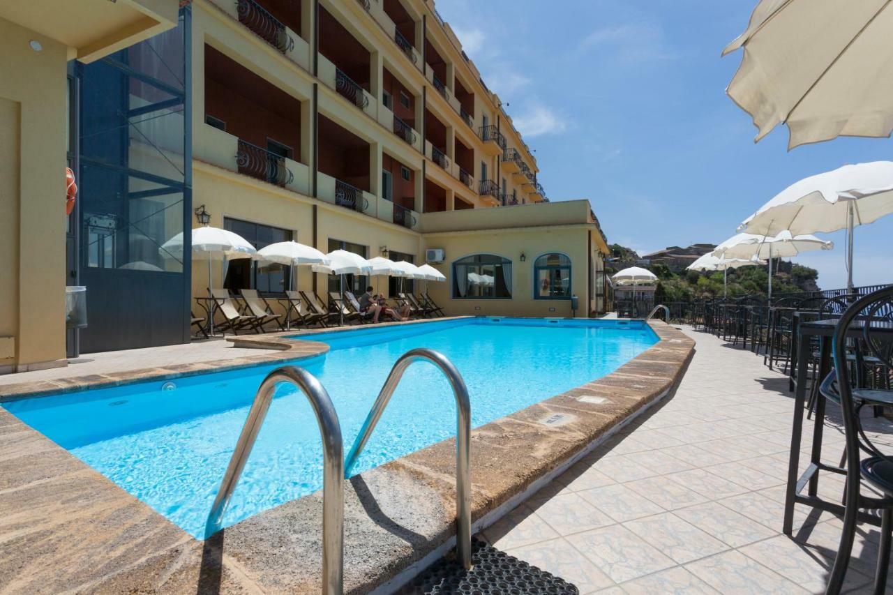 Hotel Sole Castello (Adults Only) Taormina Ngoại thất bức ảnh